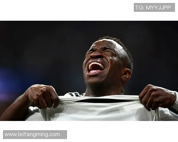 热搜榜第一!维尼修斯因一举动刷屏全网 热搜榜第一!维尼修斯因一举动刷屏全网